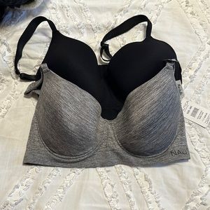 2 Nautica bras never worn 38C.